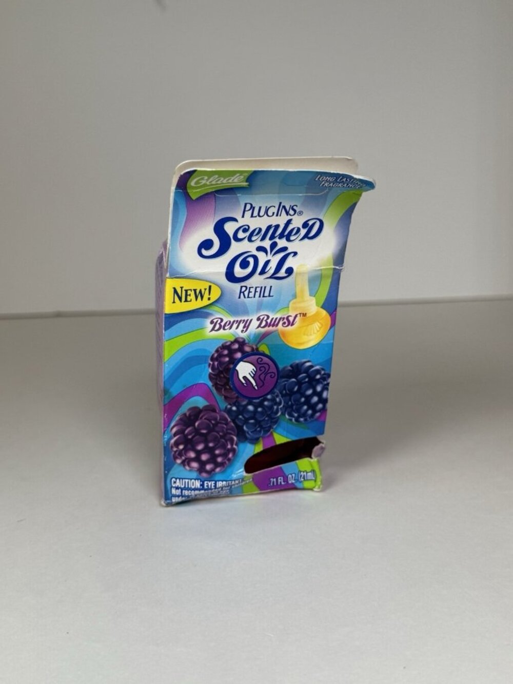 Glade PlugIns Scented Oil Berry Burst Refill DISCONTINUED Y2K RARE .71fl oz New